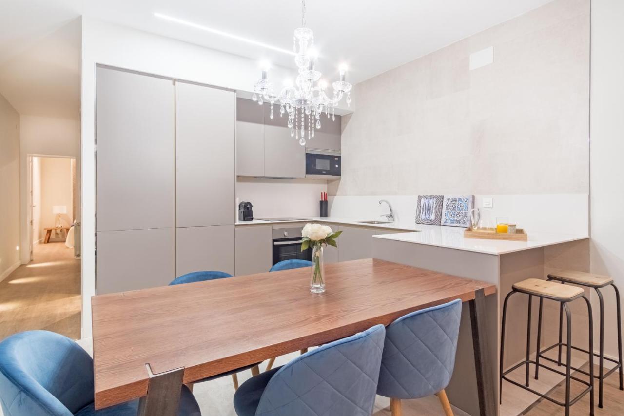 Experience The Best Of Madrid! Gran Via Apartment For 6, Comfort And Style In The Heart Of Chueca III Kültér fotó